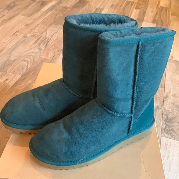 UGG Shoes - Worn Once, UGG CLASSIC SHORT 5825 Winter Boots